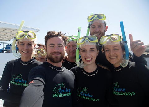 Great Barrier Reef Day Cruise To Reefworld - Holiday Byron Bay 4