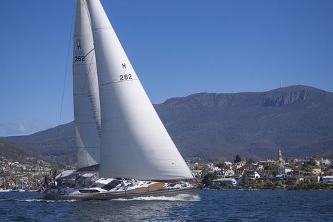 Half-Day Sailing On The Derwent River From Hobart - Holiday Byron Bay 0