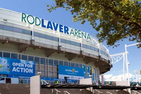 Melbourne Sports Walking Tour - Holiday Byron Bay 2