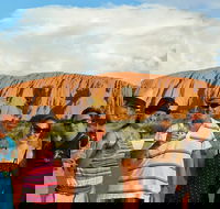 Ayers Rock Day Trip from Alice Springs Including Uluru Kata Tjuta and Sunset BBQ Dinner - Holiday Byron Bay