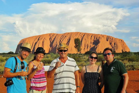 Ayers Rock Day Trip From Alice Springs Including Uluru, Kata Tjuta And Sunset BBQ Dinner - Holiday Byron Bay 0