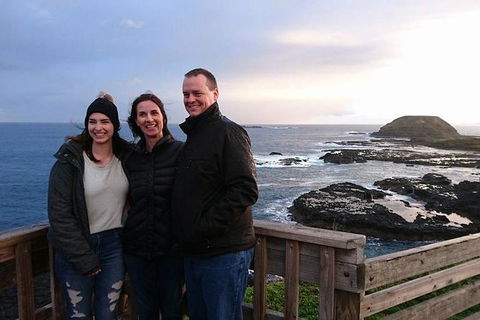 Phillip Island Medium Size Group Tour - Holiday Byron Bay 0
