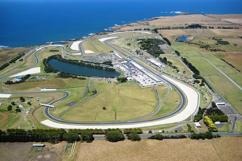 Phillip Island Helicopter Tour - Holiday Byron Bay 4