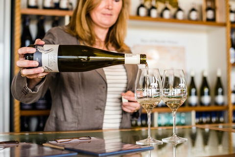 Kangaroo Island Gourmet Food And Wine 4WD Tour - Holiday Byron Bay 0