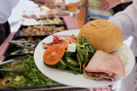 Fly & Cruise - Heli Package - Holiday Byron Bay 1