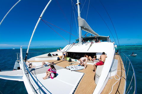 Passions Of Paradise Great Barrier Reef Snorkel And Dive Cruise From Cairns By Luxury Catamaran - Holiday Byron Bay 3