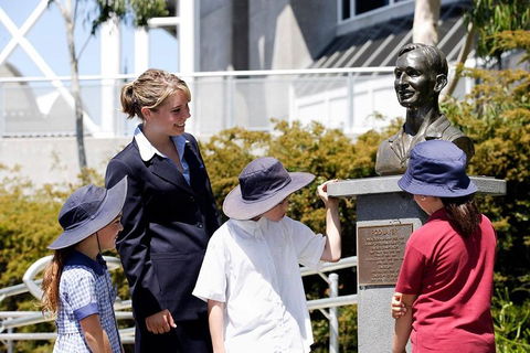 Ultimate Sports Lovers Bus Tour Of Melbourne - Holiday Byron Bay 4