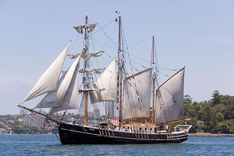 Sydney Harbour Tall Ship Afternoon Discovery Cruise - Holiday Byron Bay 2