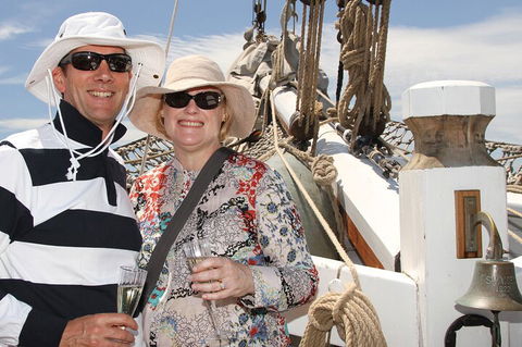 Sydney Harbour Tall Ship Afternoon Discovery Cruise - Holiday Byron Bay 4
