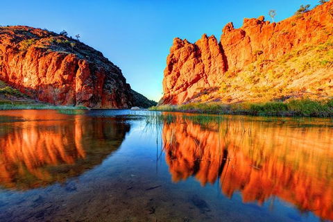 West MacDonnell Ranges Day Trip From Alice Springs - Holiday Byron Bay 2